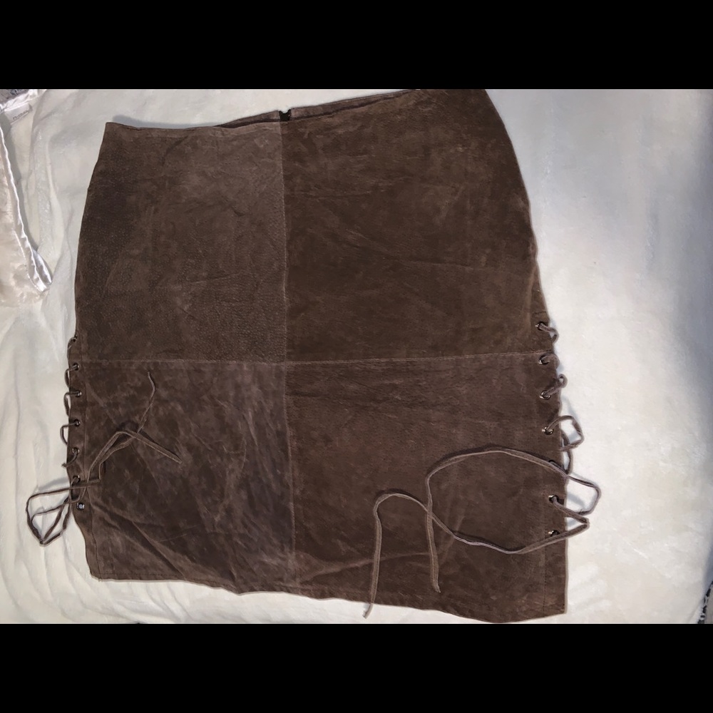 Neutral zone Brown leather side tie skirt size 22